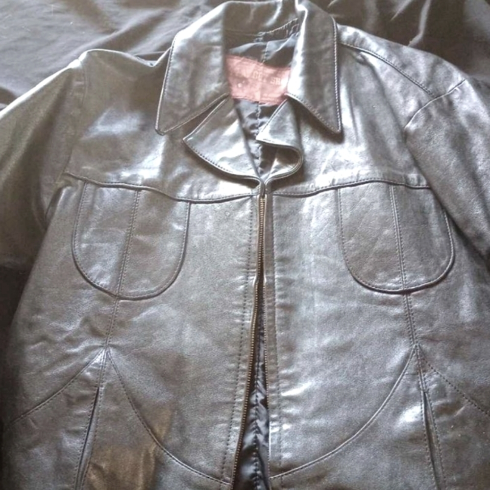 Men's medium leather jacket